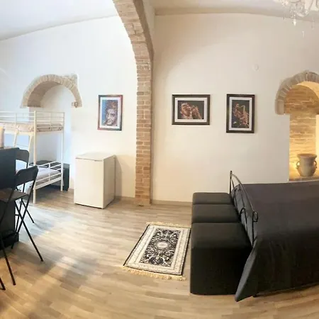 La Casa Di Antonella - * Salandra